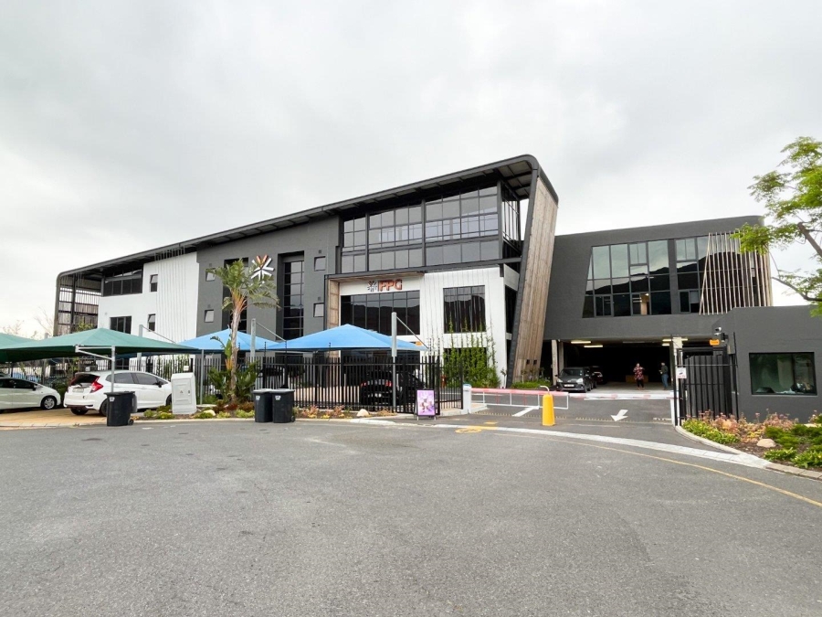 To Let commercial Property for Rent in Plattekloof Western Cape